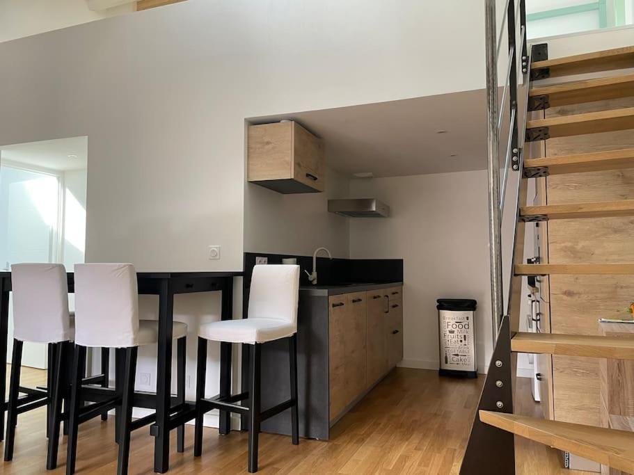 Appartement Atypique Et Fraichement Renove Saint-Vallier (Drome) Exterior foto
