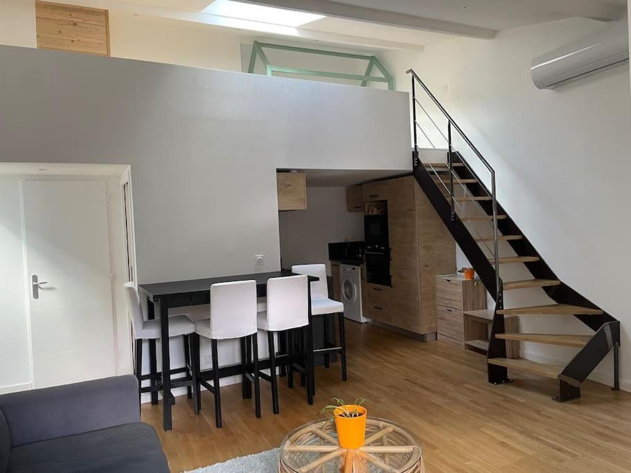 Appartement Atypique Et Fraichement Renove Saint-Vallier (Drome) Exterior foto